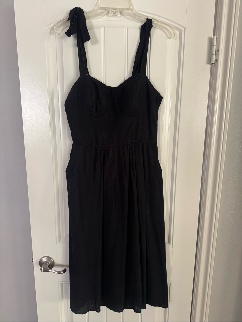 LC Lauren Conrad Black Tie-Shoulder Midi Dress